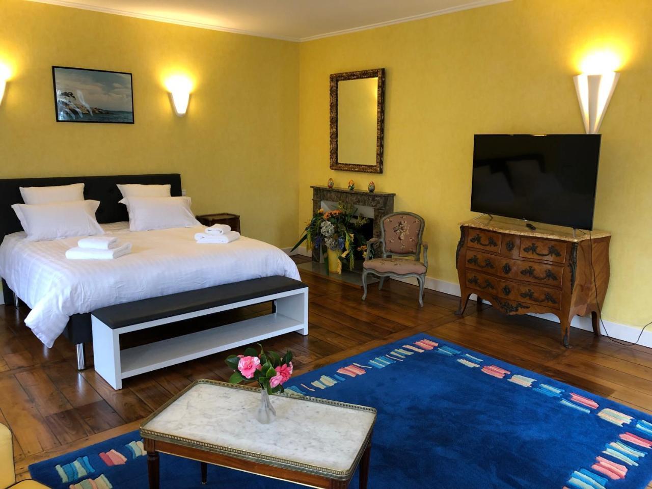 Chateau De Lannouan Landévant 外观 照片