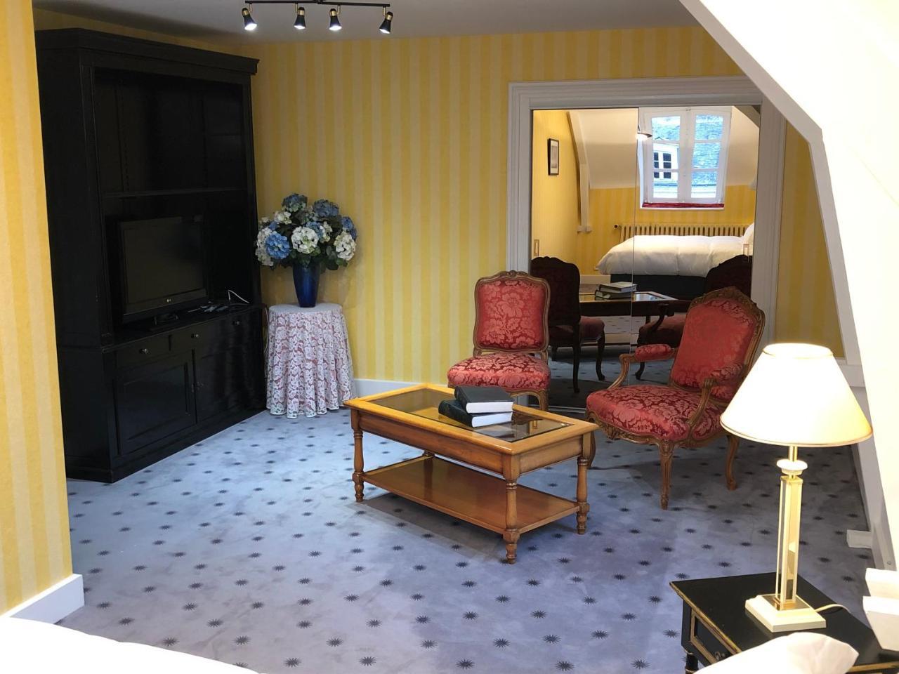 Chateau De Lannouan Landévant 外观 照片